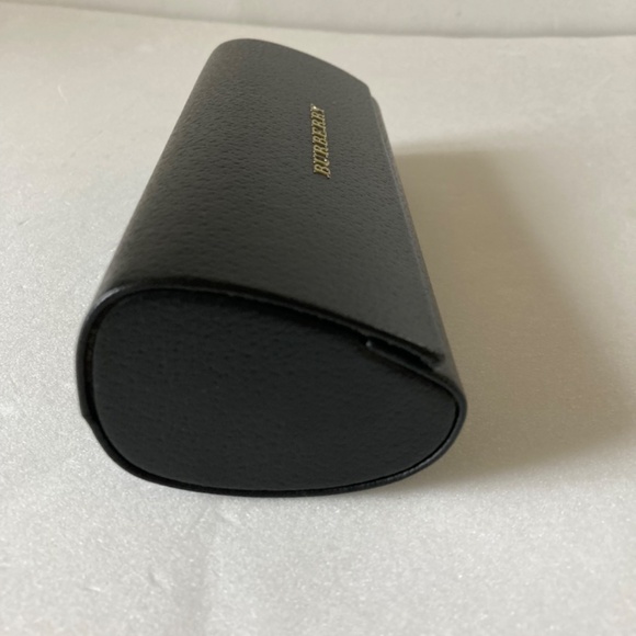 Burberry glass case - Picture 2 of 8